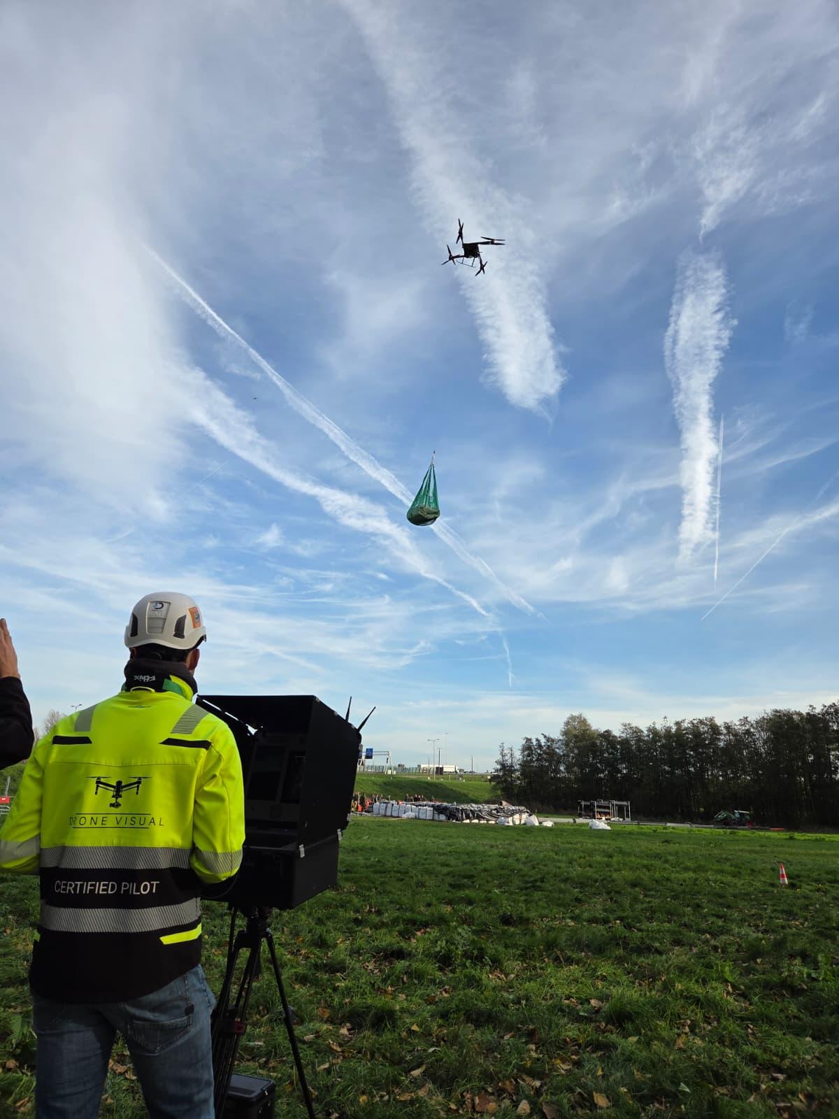 Heavy-Lift-Drohnen für Notfälle einsetzbar